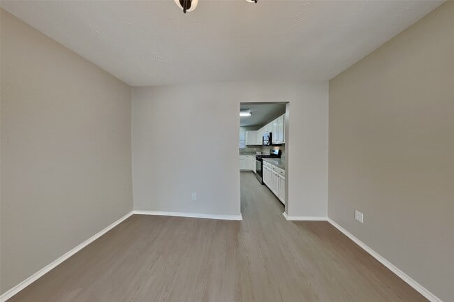 Building Photo - 18607 Twigsworth Ln