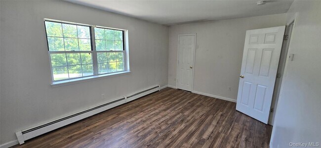 Building Photo - 1335 Union Ave