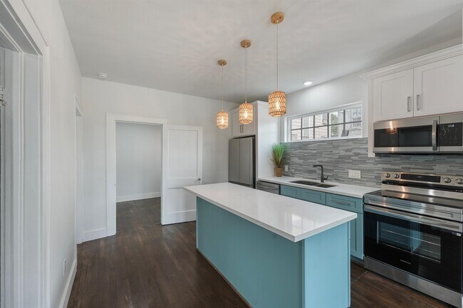 Primary Photo - 1811 20th St