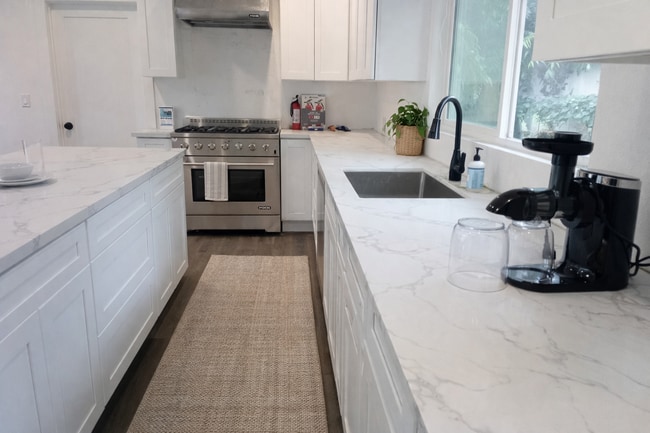 Building Photo - 2741 S Rimpau Blvd