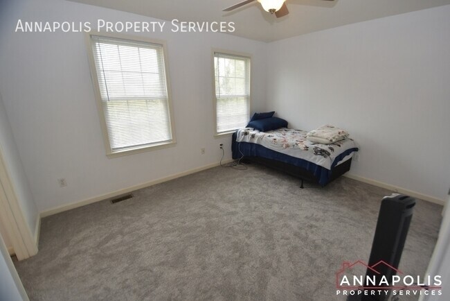 Building Photo - 307 Mainsail Dr