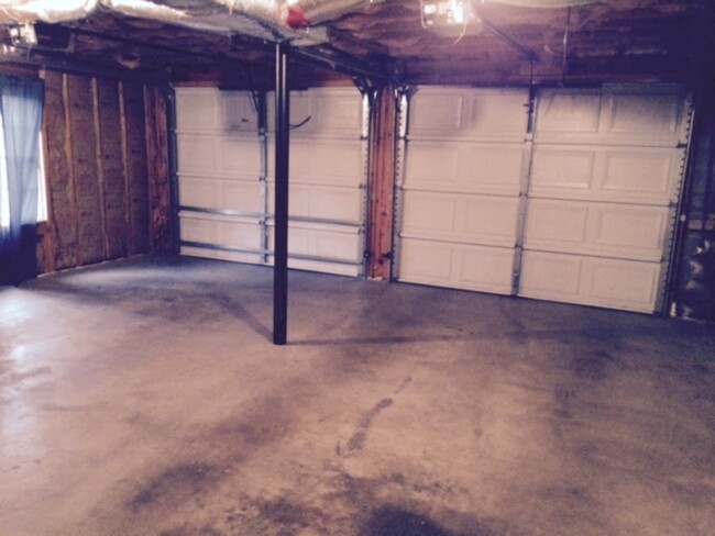Building Photo - 3 Bedroom / 2.5 Bath Home ? Kingsport, TN