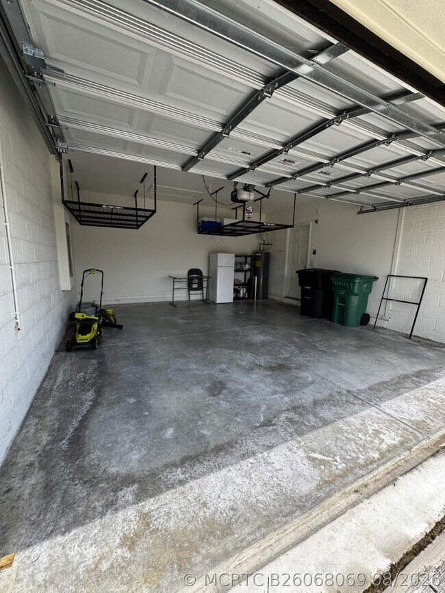 Building Photo - 12251 Nettuno Wy