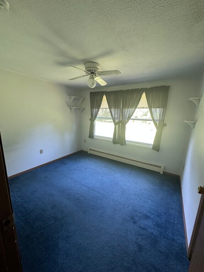 Building Photo - 26 Van Orden Rd