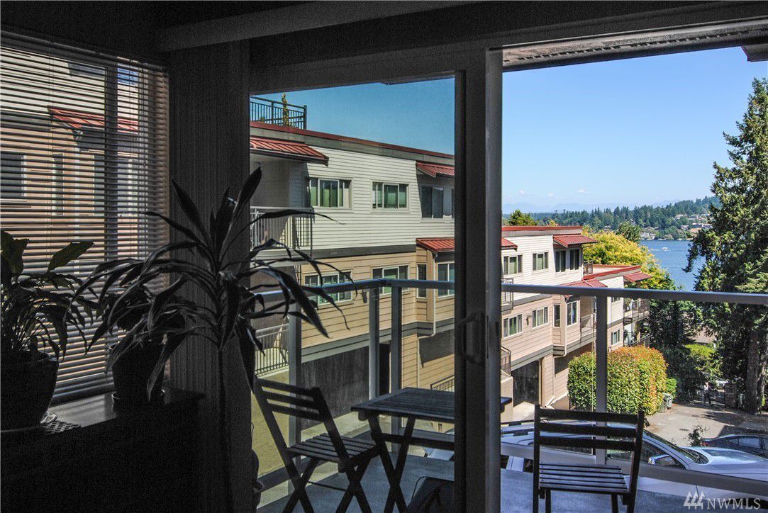 Building Photo - Great Location!!!