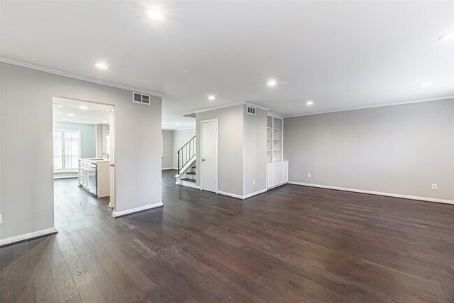 Building Photo - 14214 Misty Meadow Ln