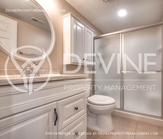 Building Photo - 7338 Greenhaven-Unit 66