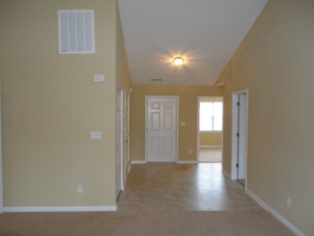 Building Photo - 1907 Landon Farms Ln