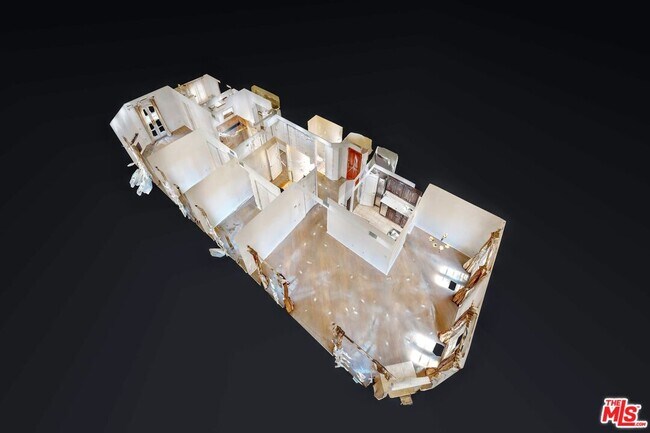Building Photo - 353 S Reeves Dr