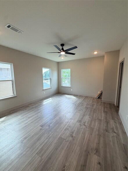 Building Photo - 130 Flamingo Bight S