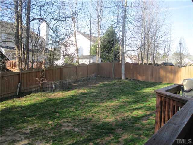 Building Photo - 2203 Oak Stream Ln