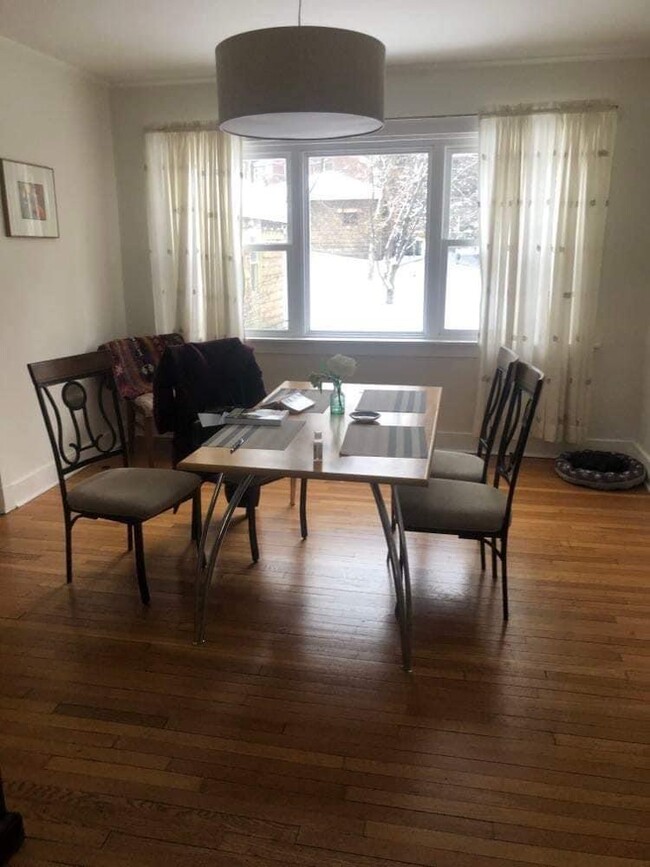 dining room - 168 Gordon St