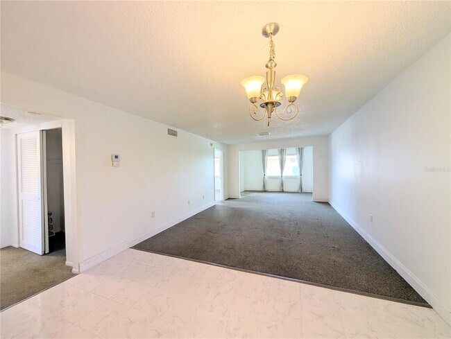 Building Photo - 4129 Lake Bayshore Dr