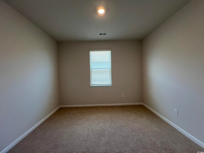 Building Photo - 331 Gringott Ln