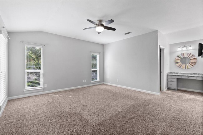 Building Photo - 231 E Golden Arrow Cir
