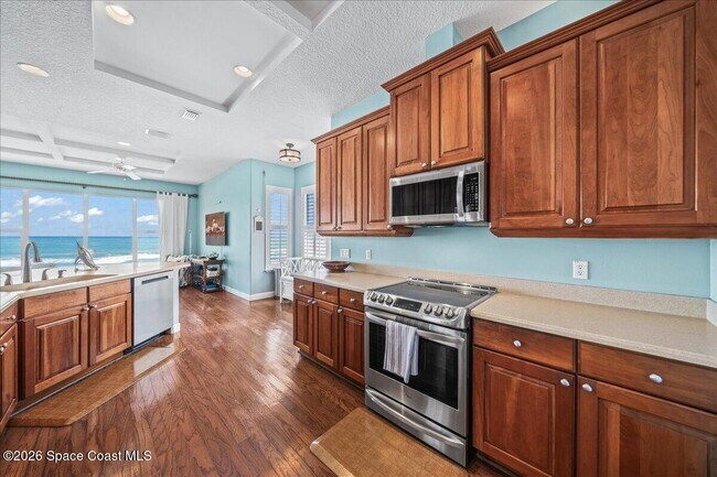 Building Photo - 7585 Jimmy Buffett Mem Hwy