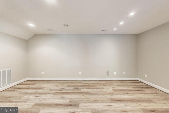 Building Photo - 1426 Carrington Ln
