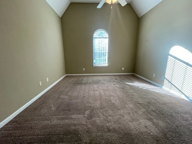 Building Photo - Worthington subdivision