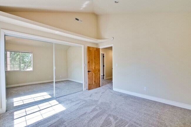 Building Photo - Gorgeous Willow Glen Two Story Home Availa...