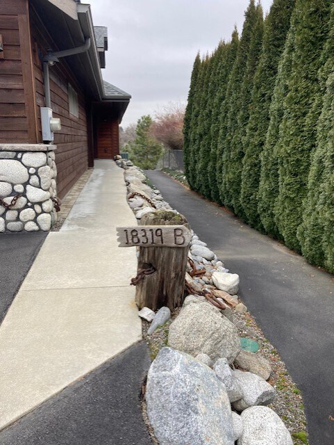 Building Photo - 18319 E Riverway Ave