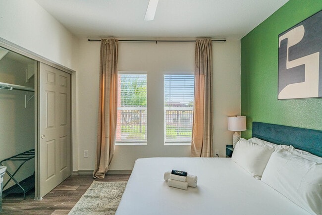 Building Photo - 9600 W Georgia Ave