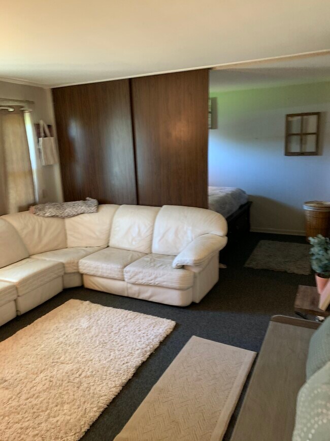 Building Photo - 24 Lynch St