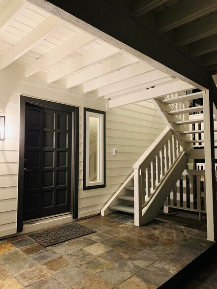 Building Photo - 26753 Avenida Las Palmas