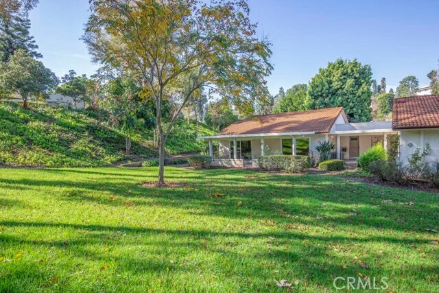 Building Photo - 5373 Avenida Sosiega