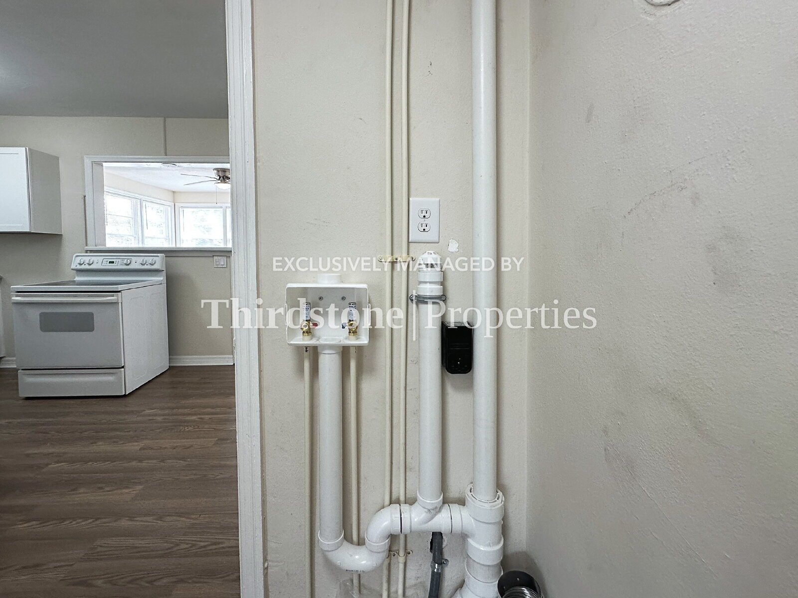 Building Photo - 2659 College St