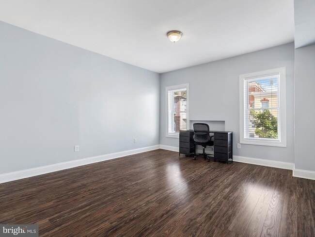 Building Photo - 1713 E Lafayette Ave
