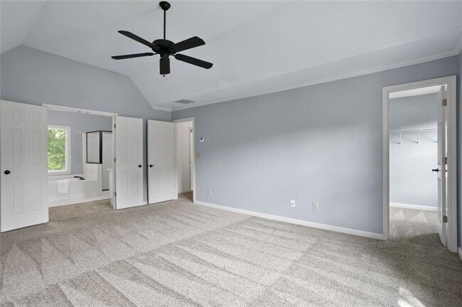 Building Photo - Beautifully Renovated 5-Bedroom, 4-Bath Home on Full Finished Basement!