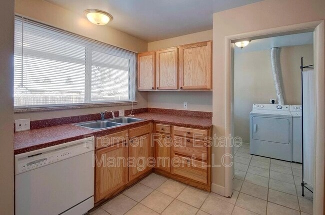 Building Photo - 3600 Locust St