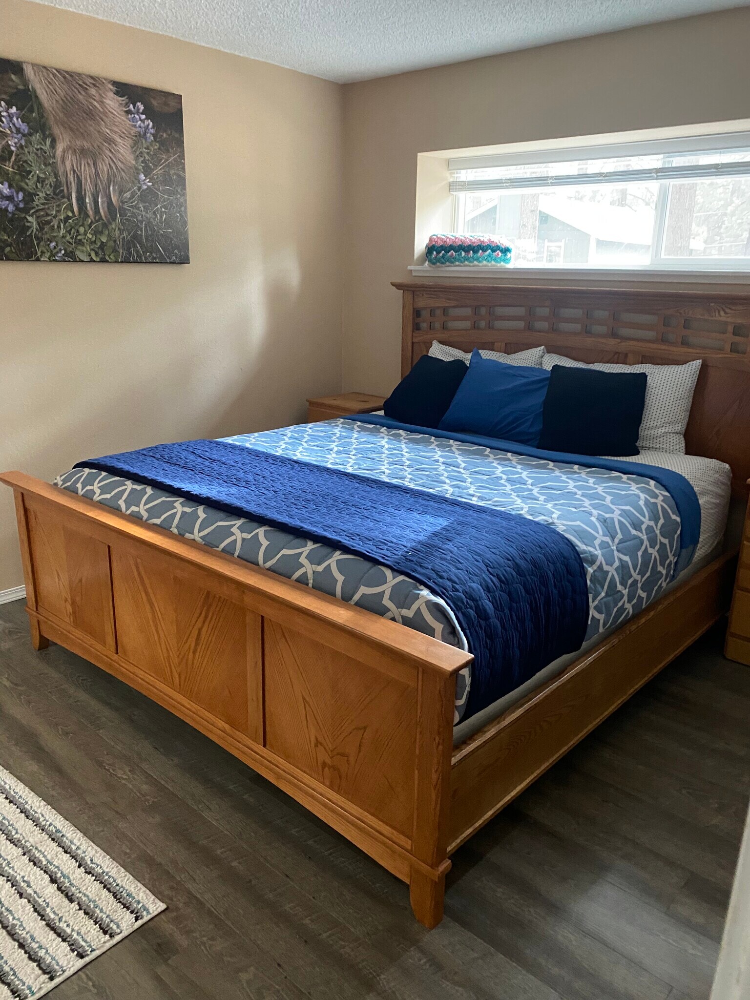 king bed, master bedroom - 1148 Herbert Ave