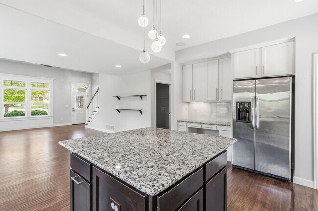 Building Photo - 2414 Nottoway Dr