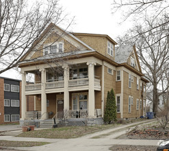 Building Photo - 2115 3rd Ave S