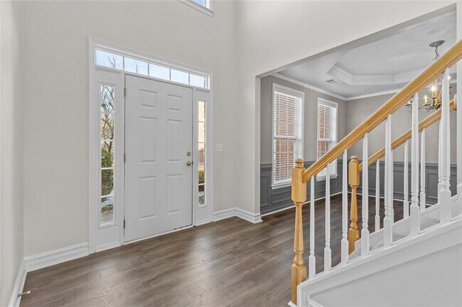 Building Photo - 4831 Edinburgh Dr