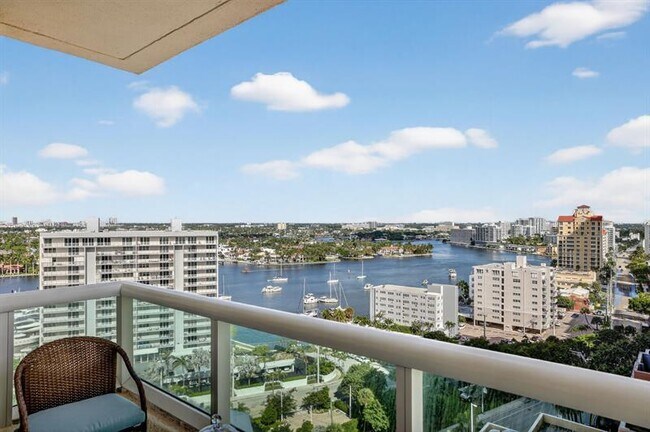 Building Photo - 101 S Fort Lauderdale Beach Blvd