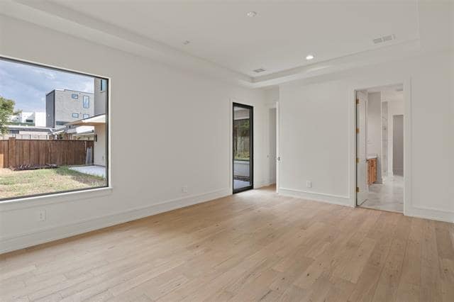 Building Photo - 5009 Wateka Dr