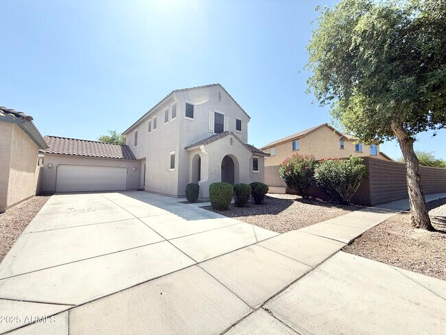 Building Photo - 4138 E Thunderheart Trail