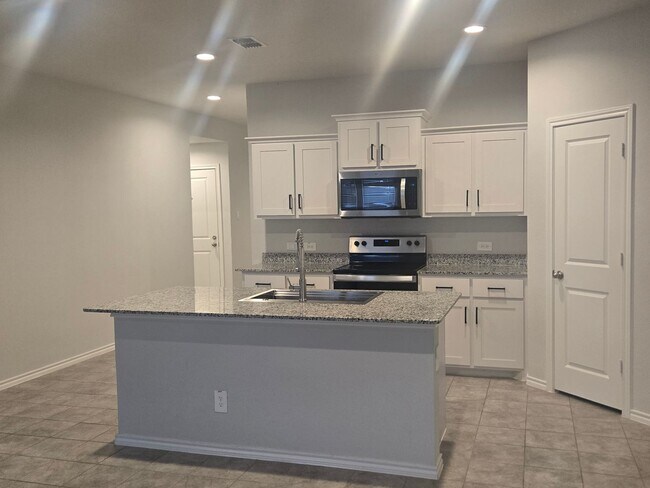 Building Photo - PROCE DROP - MOVE IN SPECIAL - Northwest ISD - Commuter Friendly