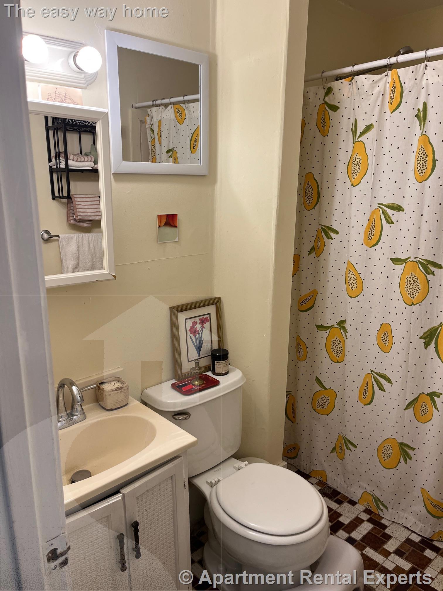 Building Photo - 213 Highland Ave