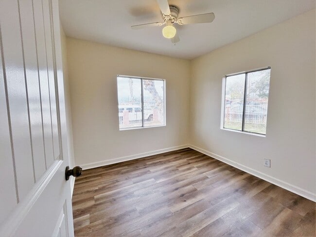 Building Photo - Renovated 4-bedroom home!