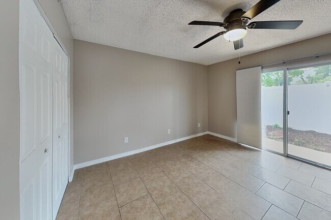 Building Photo - 111 Hidden Arbor Ct