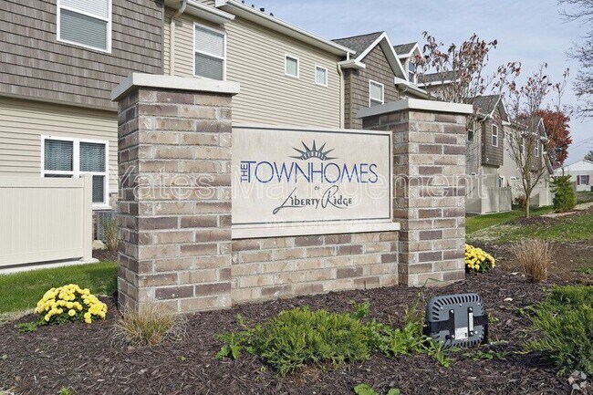 Building Photo - 115 Valor Dr