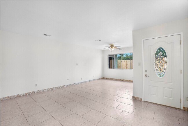 Building Photo - 6478 MacArthur