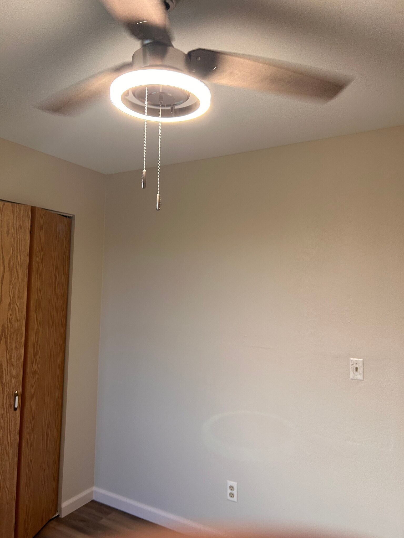 Building Photo - 1195 S Gilbert St