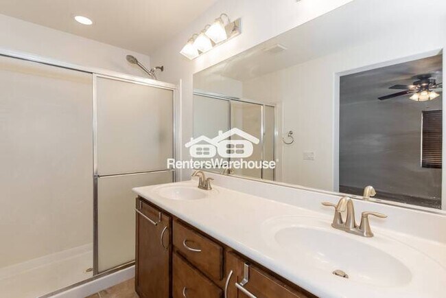 Building Photo - Discover the perfect blend of style and co...