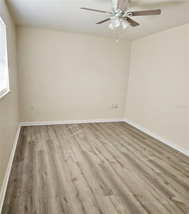 Building Photo - 513 86th Ave N