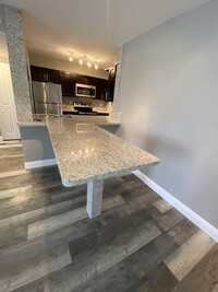 Building Photo - 2890 N Oakland Forest Dr