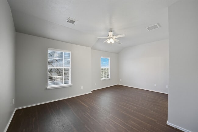 Building Photo - 79 N Walden Elms Cir